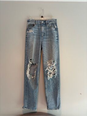 American Eagle Strigid Ripped Highest Waist Baggy Straight Jeans